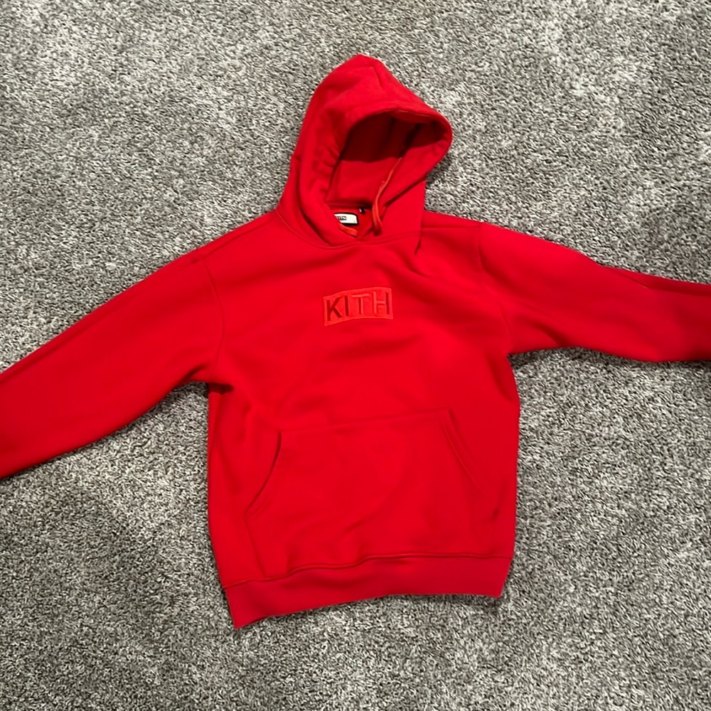 Classic Kith embroidered box logo: Red